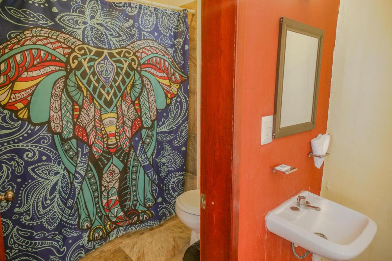 Navieros Rooms Bacalar Eksteriør bilde
