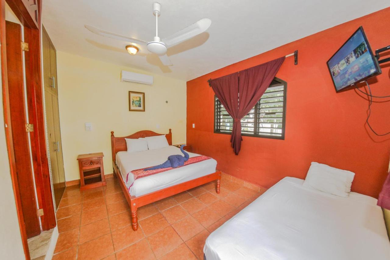 Navieros Rooms Bacalar Eksteriør bilde