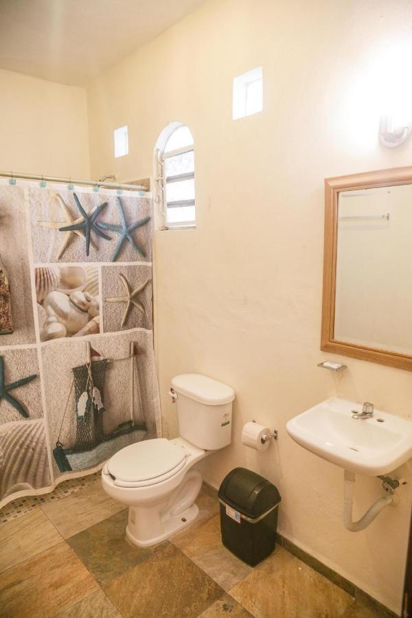 Navieros Rooms Bacalar Eksteriør bilde