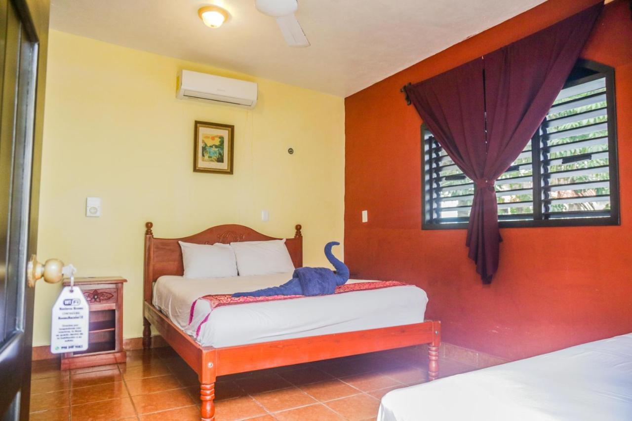Navieros Rooms Bacalar Eksteriør bilde