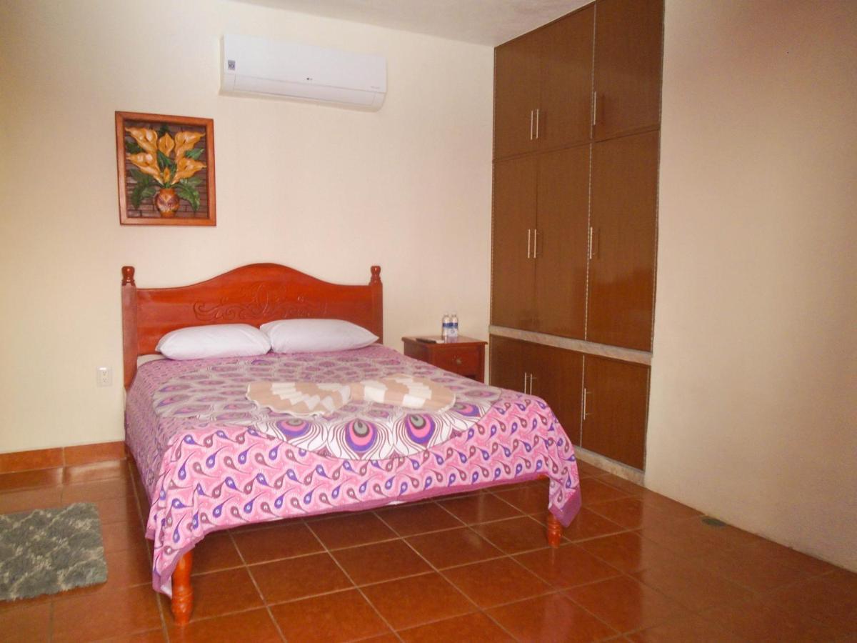 Navieros Rooms Bacalar Eksteriør bilde